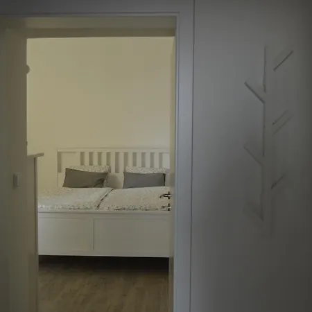 Pod Bilou Vezi *