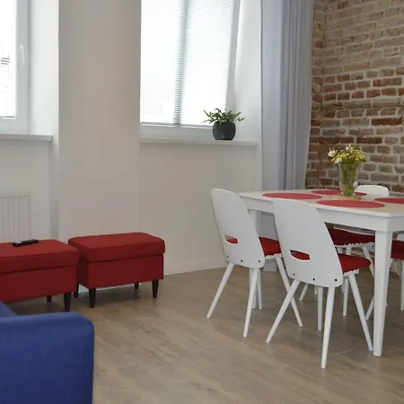 Pod Bilou Vezi Apartment *